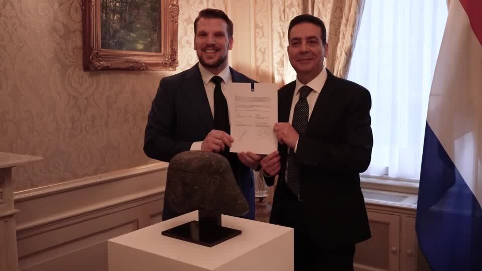 Netherlands returns 3,500-year-old sculpture to Egypt