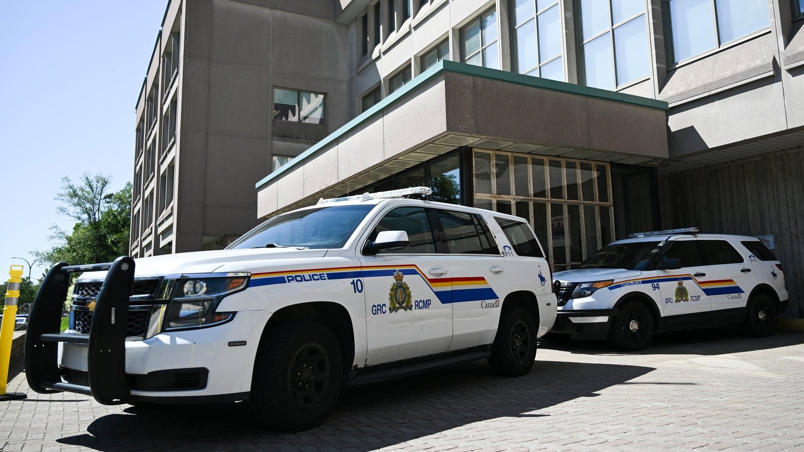 Nine killed, 27 injured in Canada school, home shootings