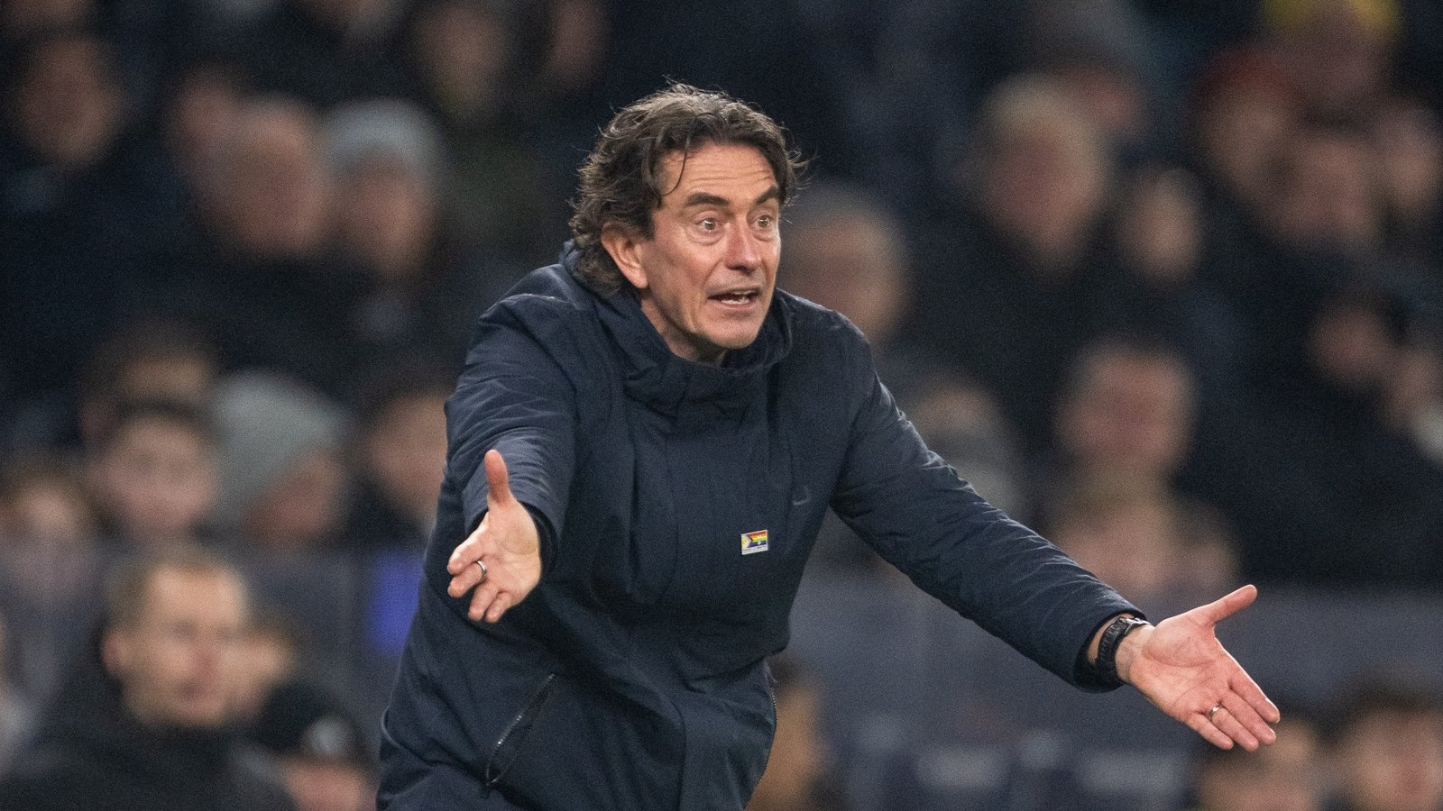 Frank sacked by Spurs after slide towards drop zone