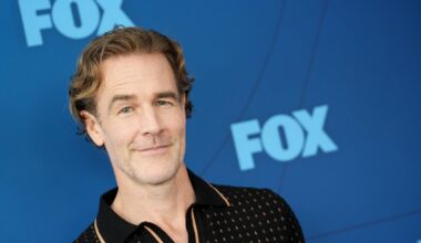 Dawson's Creek cast remember James Van Der Beek