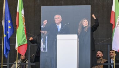 Son of Iran's last shah urges US action at Munich rally