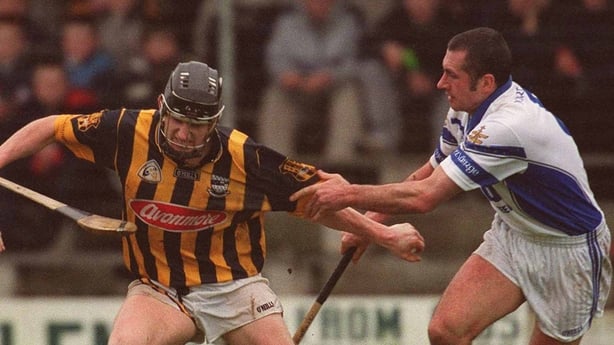 24 February 2002; Derek Lyng of Kilkenny, is tackled by Peter Queally, right, and Dan Shanahan of Waterford during Allianz National Hurling League Division 1A Round 1 match between Kilkenny and Waterford in Nowlan Park, Kilkenny. Photo by Damien Eagers/Sportsfile