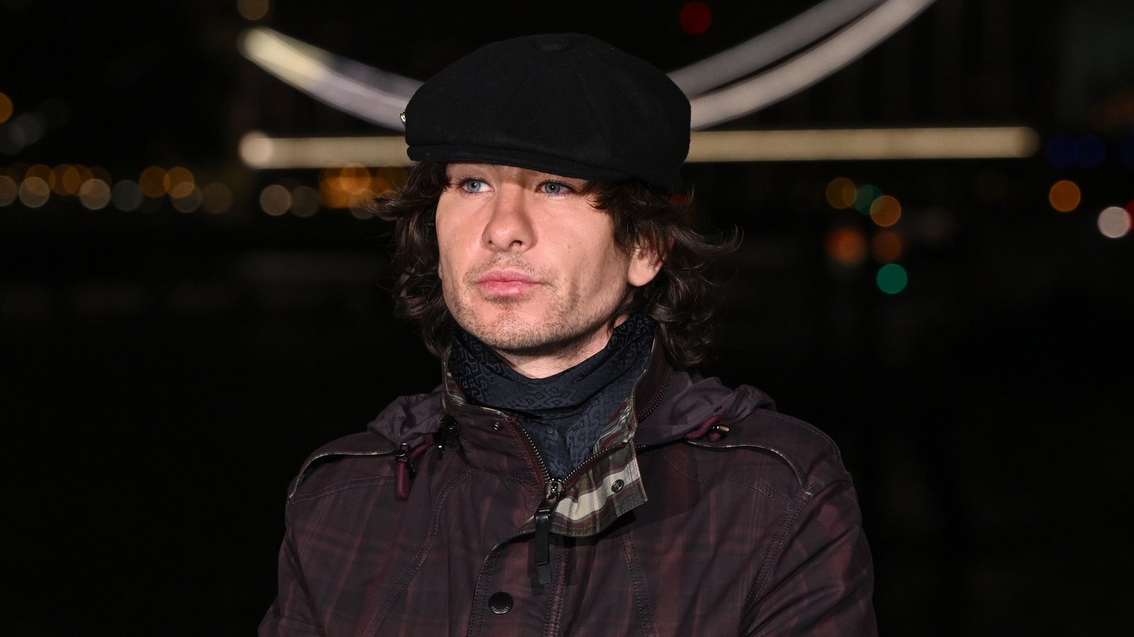 Barry Keoghan and Kate Moss turn heads at Burberry's LFW show