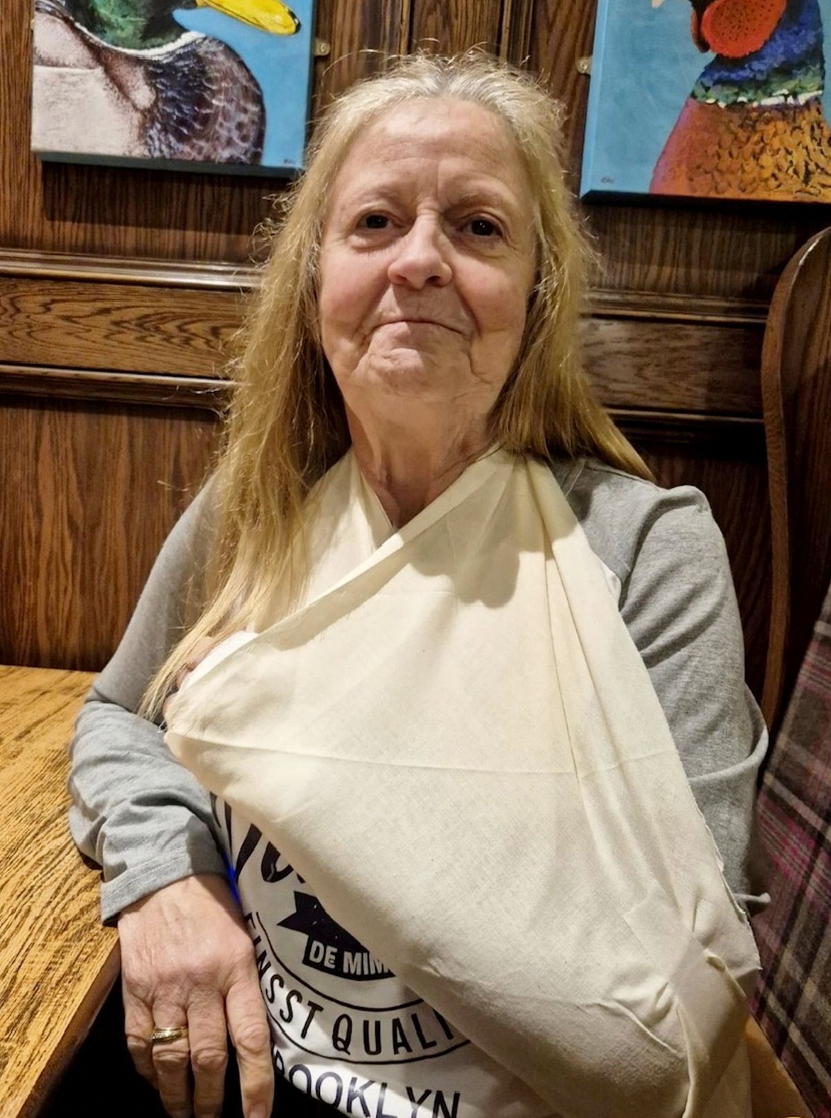 Elizabeth Palmby with her arm in a sling