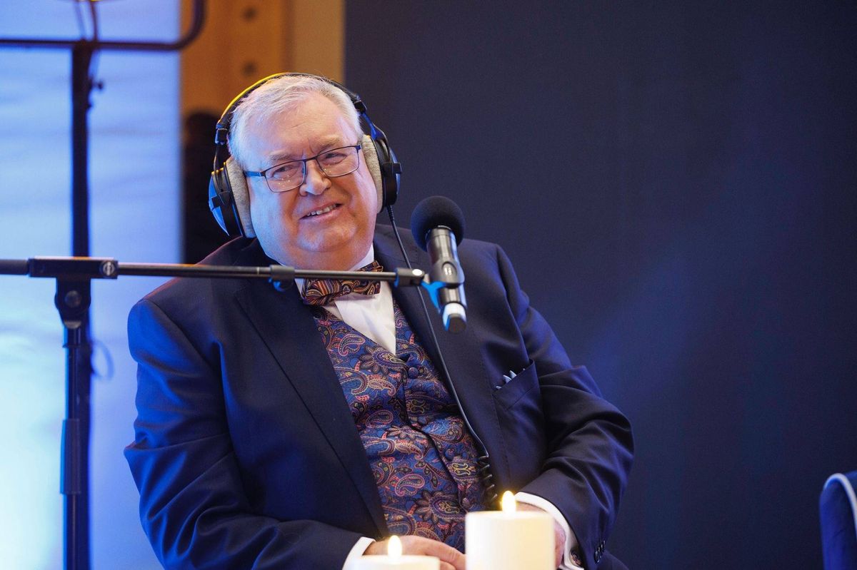 ‘It’s been a privilege’: Joe Duffy’s emotional sign off from Liveline for the last time