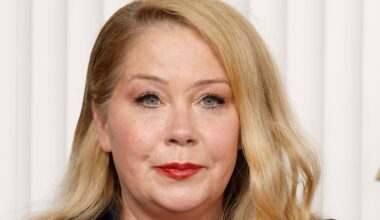 Christina Applegate says she spends most of her day in bed amid MS diagnosis due to chronic pain