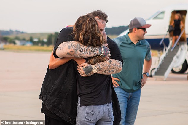 In a series of snaps, which resurfaced on X (formerly Twitter) this week, the singer is seen looking cozy with Noem, who has recently faced criticism for her immigration enforcement strategy