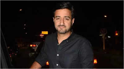 Siddharth Anand REVEALS what 'Dhurandhar' taught him, treats Shah Rukh Khan’s ‘King’ his first film