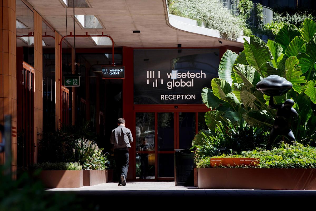 WiseTech CEO Sees Even More AI Savings After Axing 30% of Staff