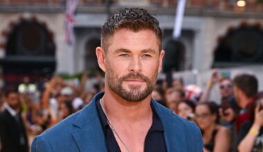 Chris Hemsworth shares how father