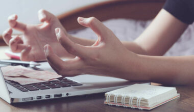 Microsoft deprecates Polyglot Notebooks: Developers react