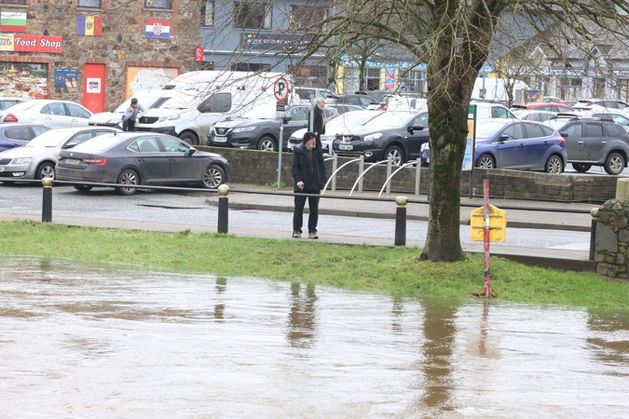 Ireland weather flood warnings: Eight counties under Status Yellow alerts and river levels expected to peak over next 24 hours