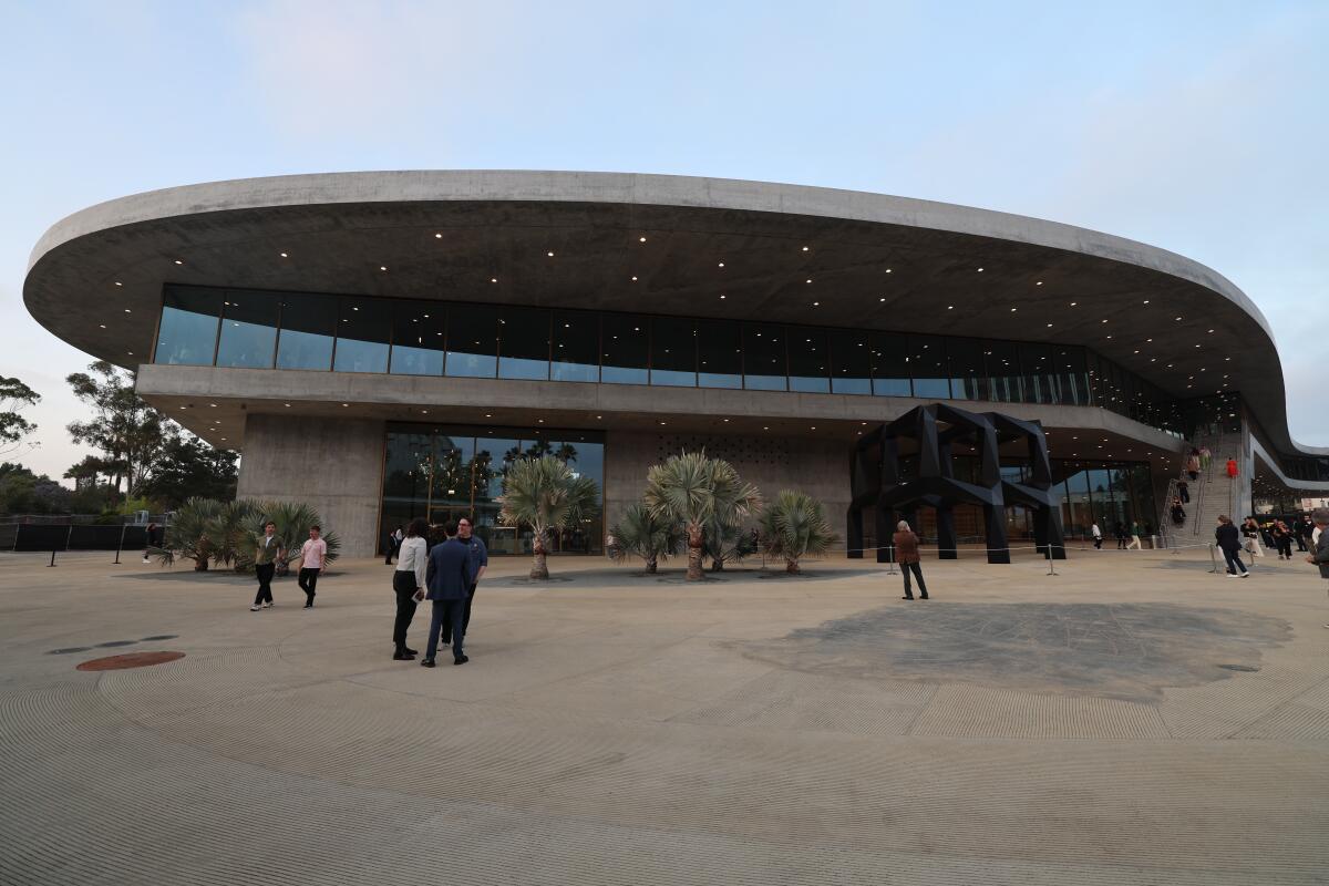 A side view of the David Geffen Galleries.