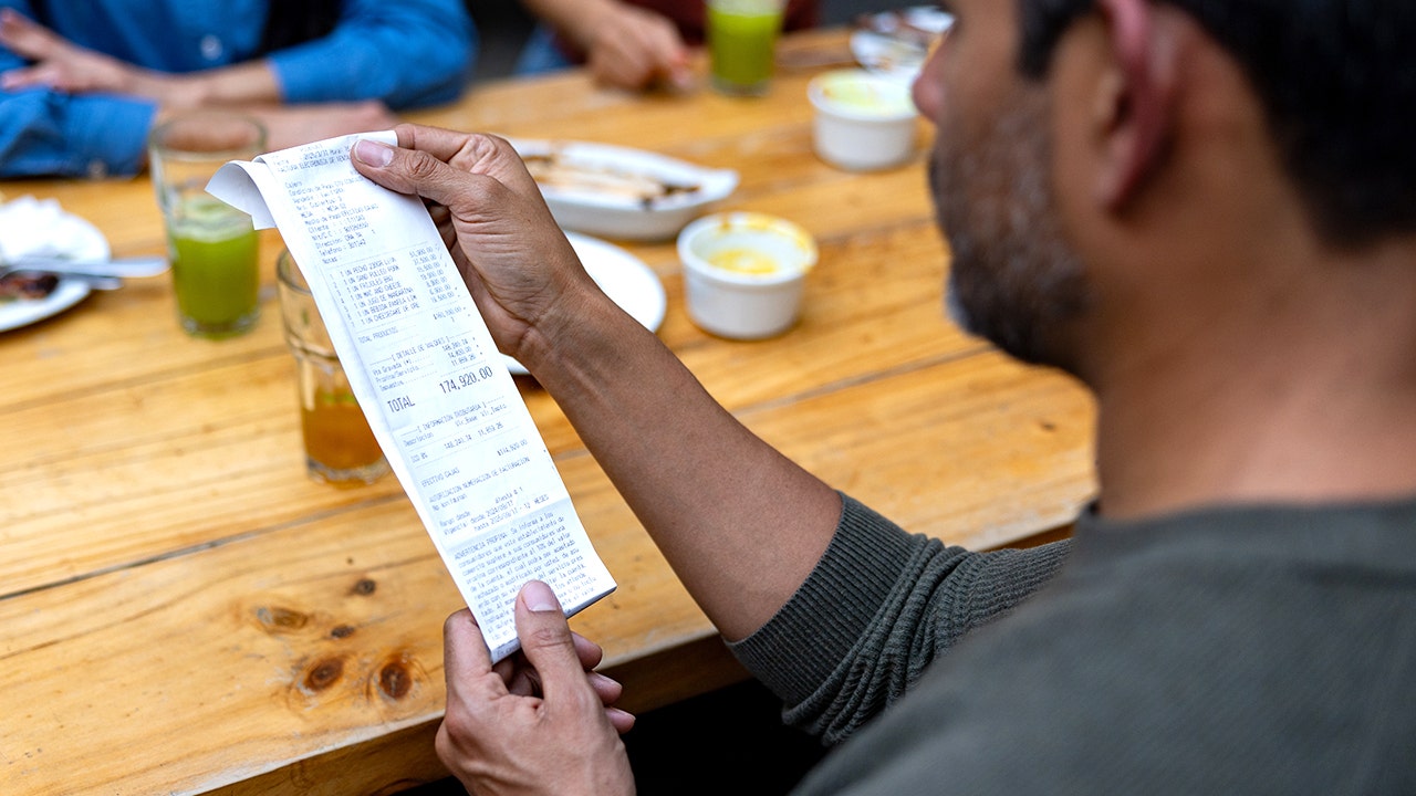 Restaurant prices rise 0.6-0.8% in the latest CPI inflation report data