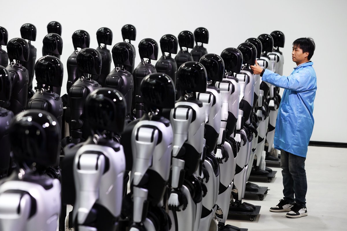 Trade Unions Alarmed by Robots Designed to Do Blue Collar Work