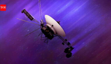 NASA's Voyager 2 encountered Uranus during its 1986 flyby and something unusually happened then |