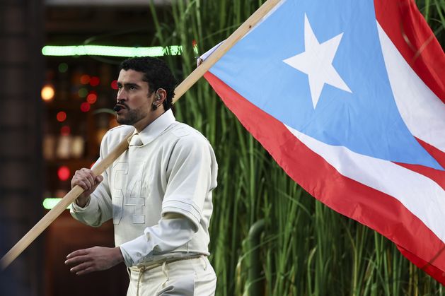 From Kim & Lewis to a surprise wedding: The wildest Super Bowl moments everyone was talking about