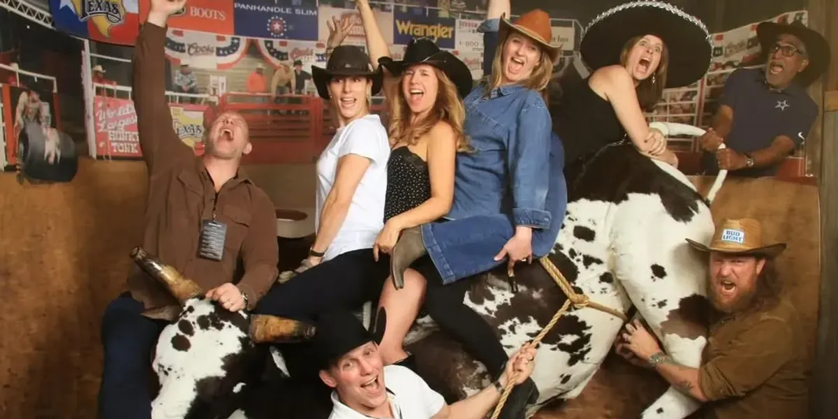 Zara and Mike Tindall spotted in new US state after leaving California