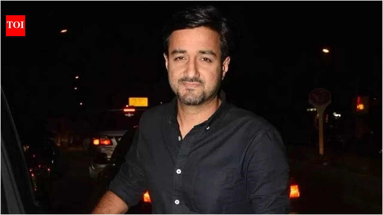 Siddharth Anand REVEALS what 'Dhurandhar' taught him, treats Shah Rukh Khan’s ‘King’ his first film |