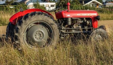 Kidney donor accountant beat up mechanic in ‘red mist rage’ over tractor repairs