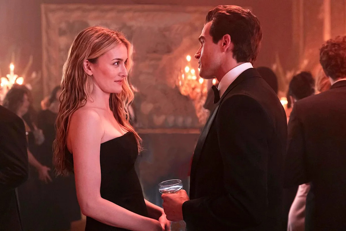 Sarah Pidgeon Says Initial Backlash to “Love Story” ‘Reminded Me of the Weight’ of Her Role as Carolyn Bessette-Kennedy (Exclusive)