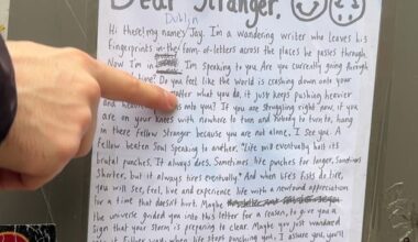 ‘I feel like Ireland’s adopted me’ – How an English street artist won hearts across country posting letters for strangers to read