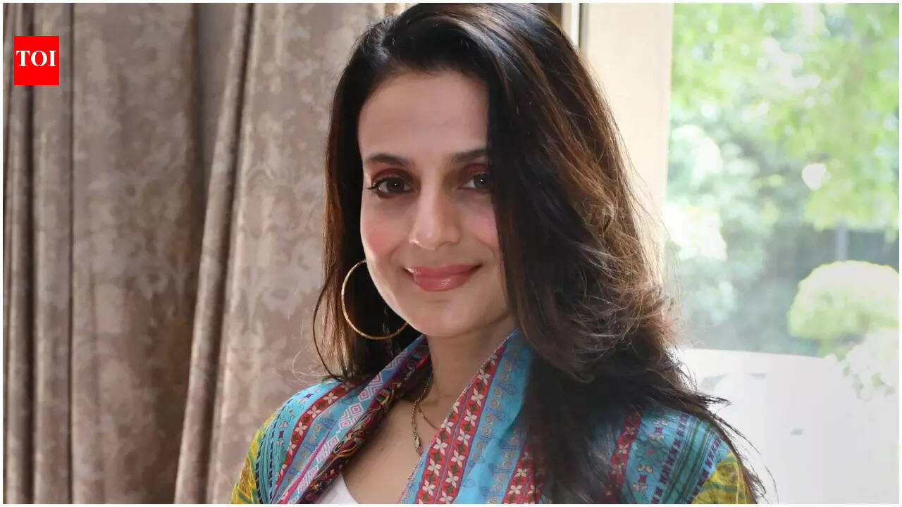 Ameesha Patel Controversy: Did you know Ameesha Patel had once sued her father over alleged financial mismanagement? Details amid Moradabad controversy |