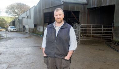 Why this Cork dairy farmer bypasses the co-op and sells his milk to shops, coffee carts and cafes