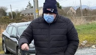 ‘Stay away from my family’ – Simon Harris warns man jailed for threatening his wife and children online