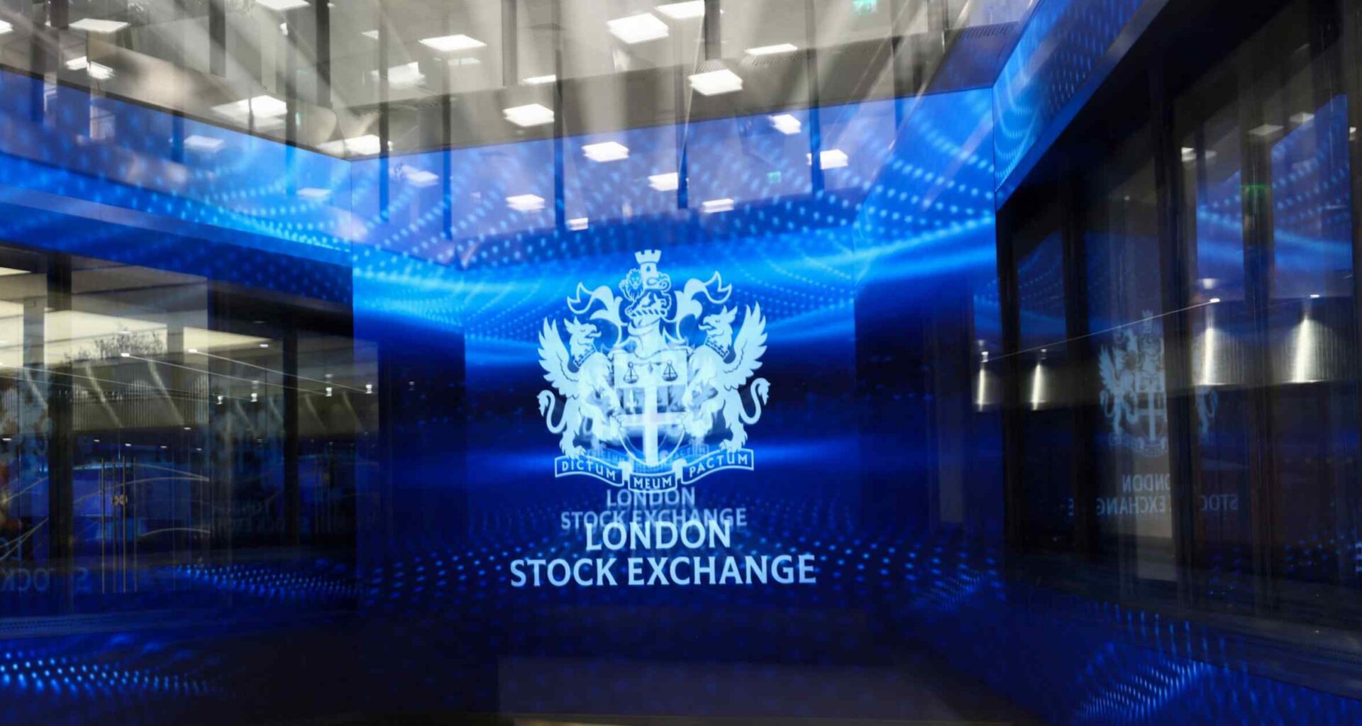 UK eyes allowing Chinese auditing standards in London after Starmer trip