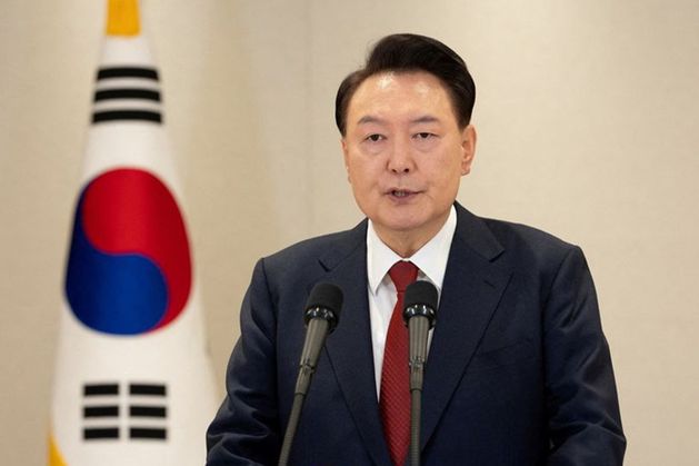 Ex-South Korean president Yoon receives life sentence for imposing martial law