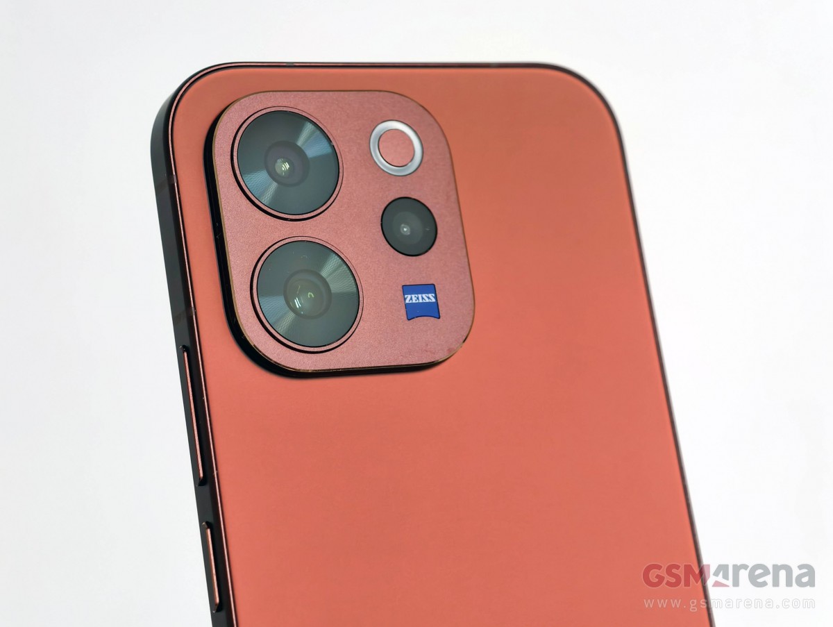 vivo V70 Elite first impressions