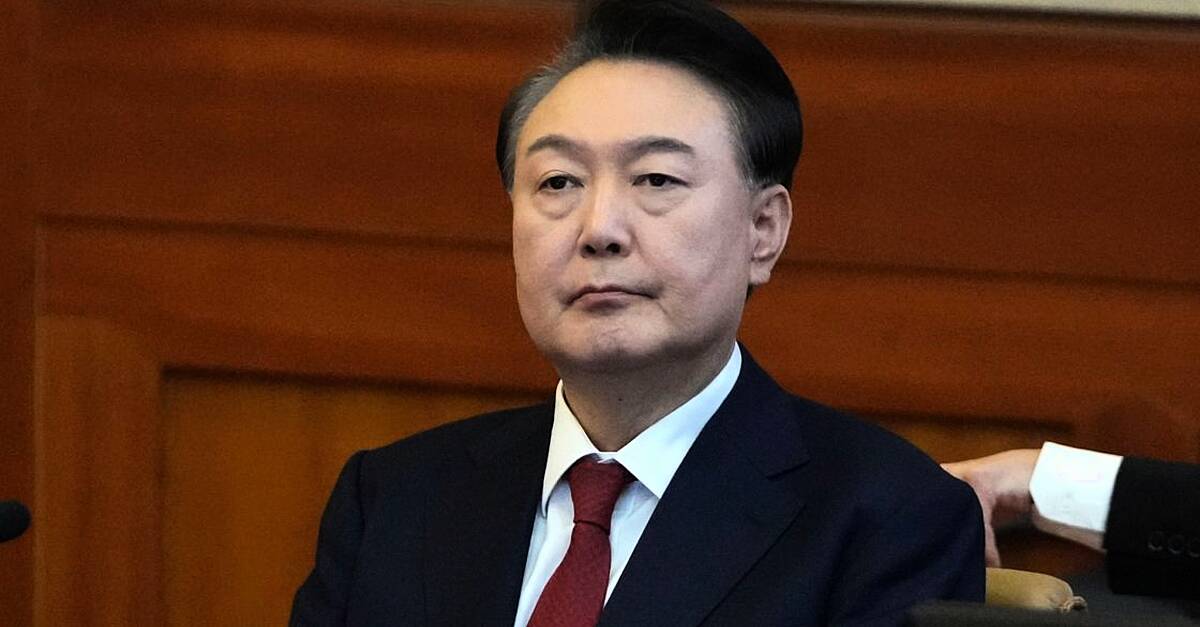 Ex-South Korean president Yoon receives life sentence for imposing martial law