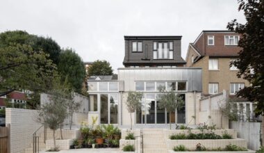 A London Home’s Glassy Addition Gives the Owners Room to Grow