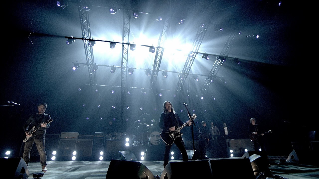 Your Favorite Toy (Live on The Graham Norton Show) - YouTube