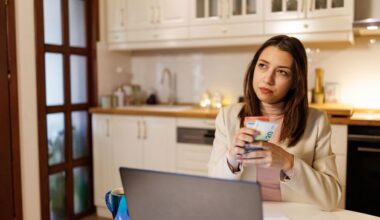 Modern Morals: Would it be wrong to sign up to a sugar daddy site? I’m a single mum and would like to be looked after financially