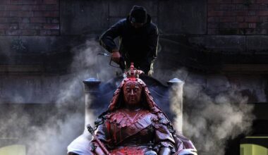 Statue of Queen Victoria in hospital complex vandalised in paint attack