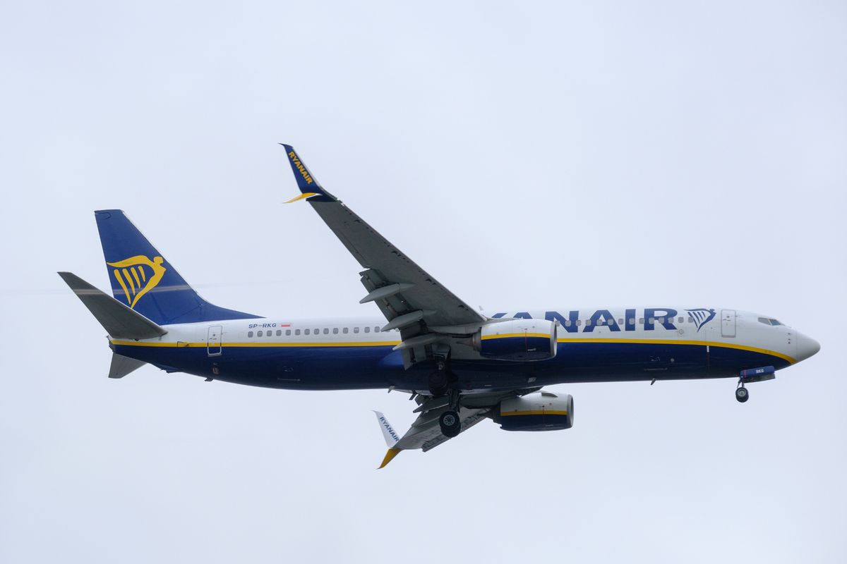 Ryanair plane