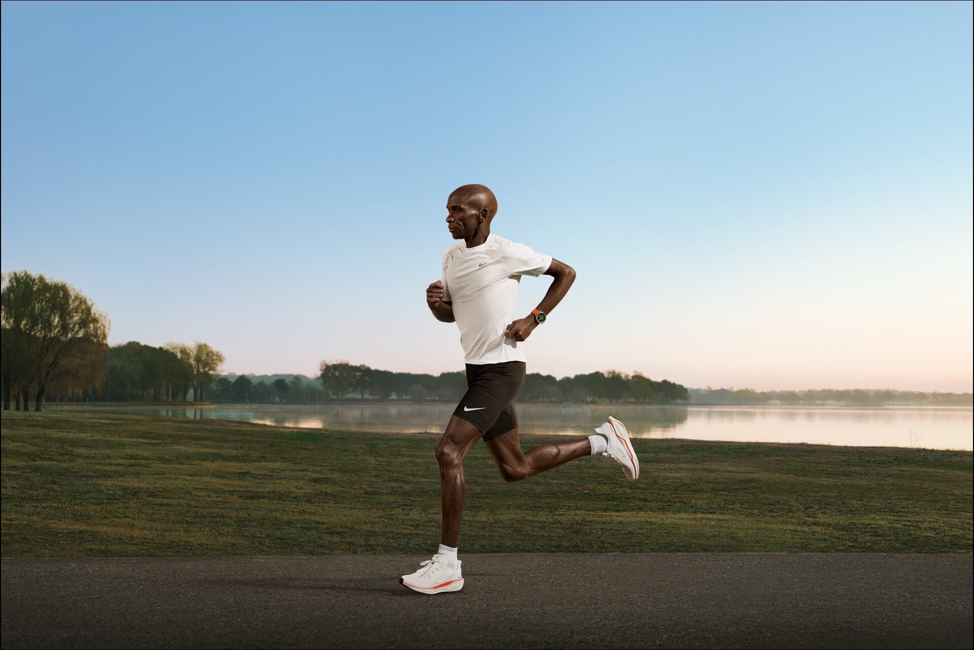Eliud Kipchoge in action. | Image by Huawei - Huawei shows off the brand-new Watch GT Runner 2 and strikes back at Samsung with the FreeBuds Pro 5