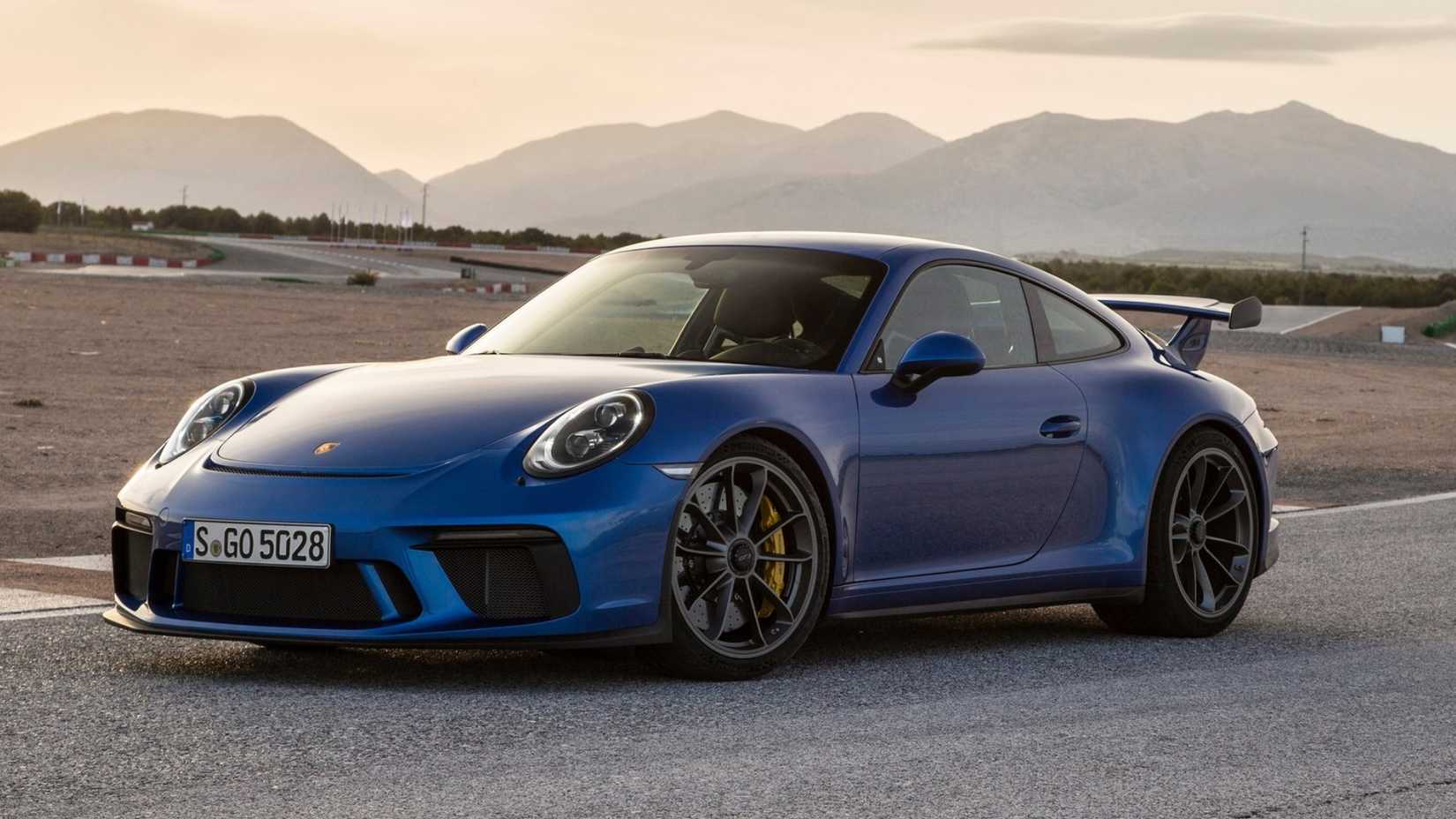 Blue 2018 Porsche 911 GT3