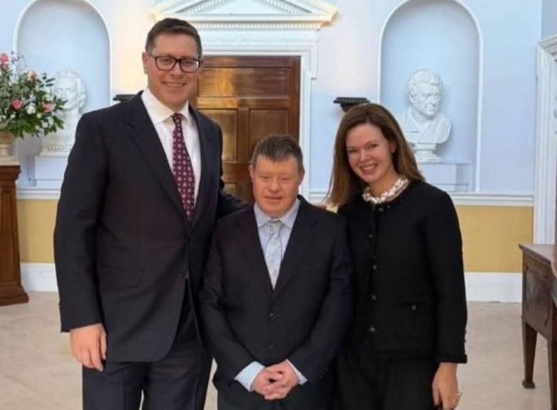 Diarmuid with his siblings Micheál and Maura at Áras an Uachtaráin.