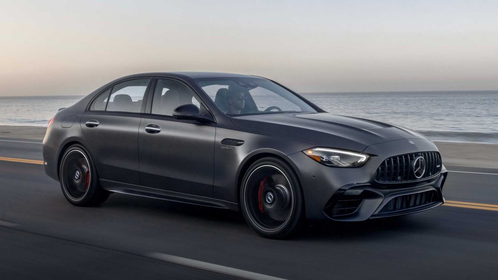 2024 Mercedes-AMG C63 S E Performance side / front driving