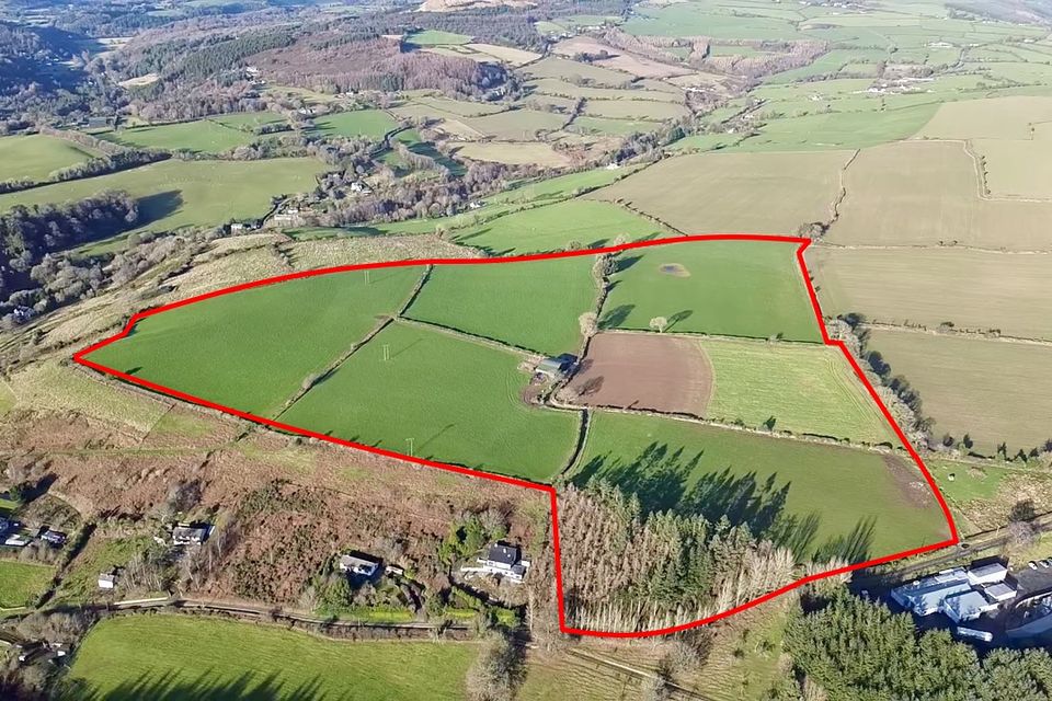 The property is 2km from the centre of the village