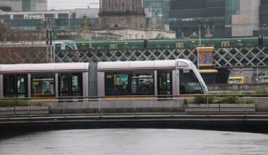 What’s so complex about introducing contactless payment for public transport in Ireland? – The Irish Times