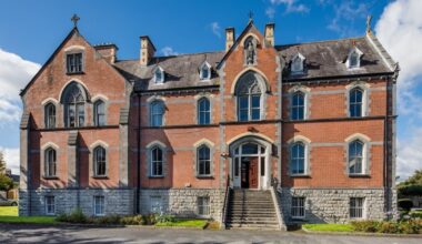 Former Dublin 4 seminary has scope for luxury hotel or high-end homes at €12m guide – The Irish Times