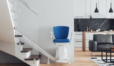 Elderly woman sleeping on couch since October waiting on stairlift - News