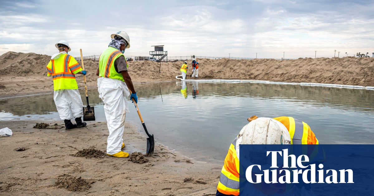 Enforcement of laws against polluters nearly non-existent in US, analysis finds | Trump administration