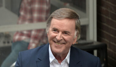 Dermot O’Leary plays tribute to Terry Wogan on 10th anniversary of his death
