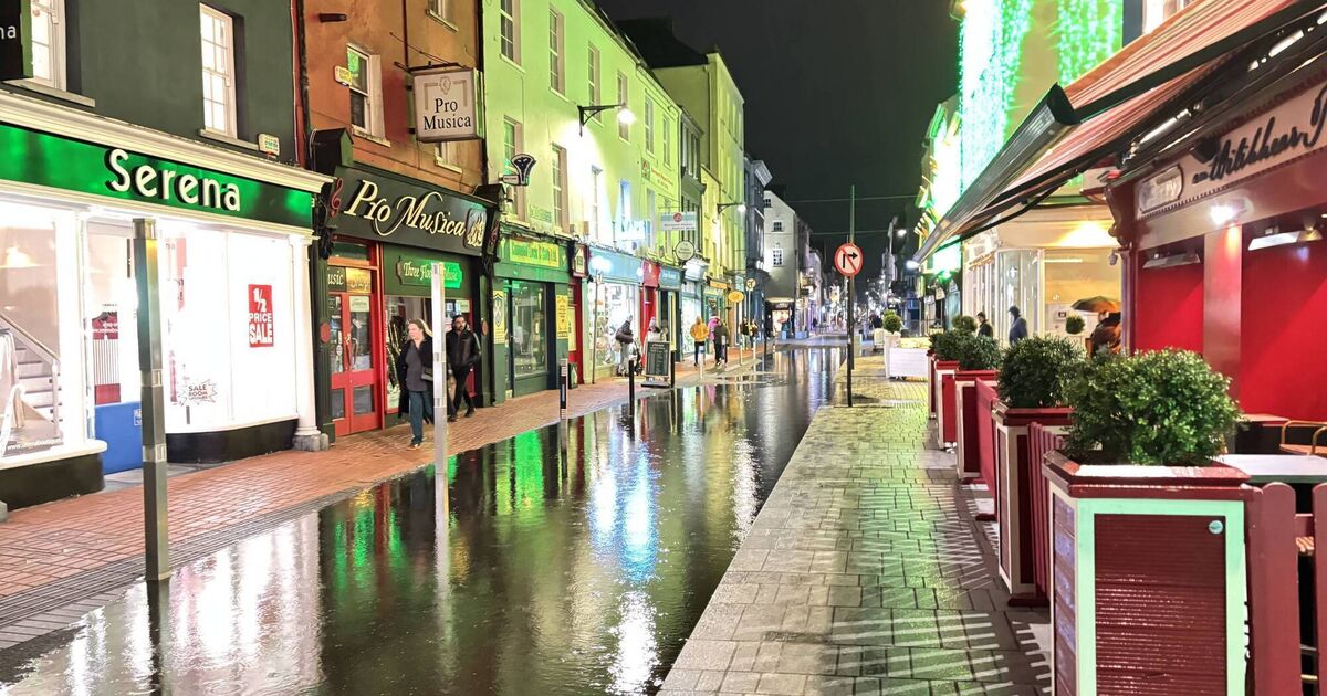 Flood risk to Cork City's low-lying quays as status yellow rain warning issued - Irish Examiner
