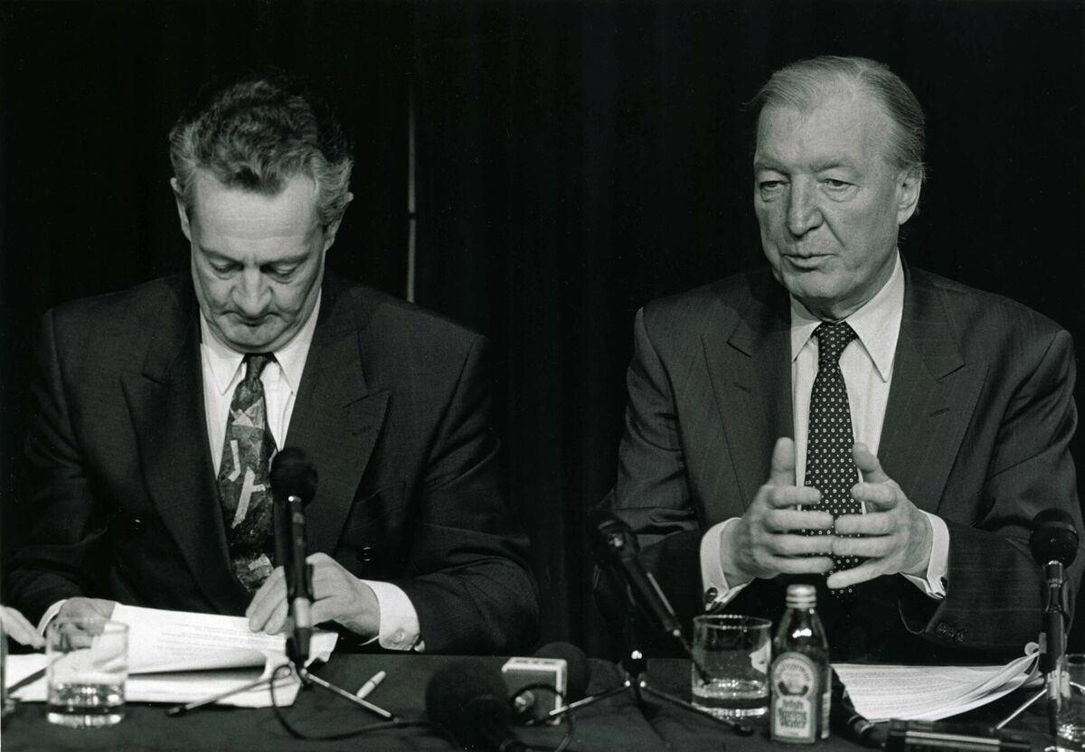 Leader of the Progressive Democrats Des O Malley with Fianna Fáil leader Charles Haughey in 1991. Picture; Eamonn Farrell/Photocall Ireland